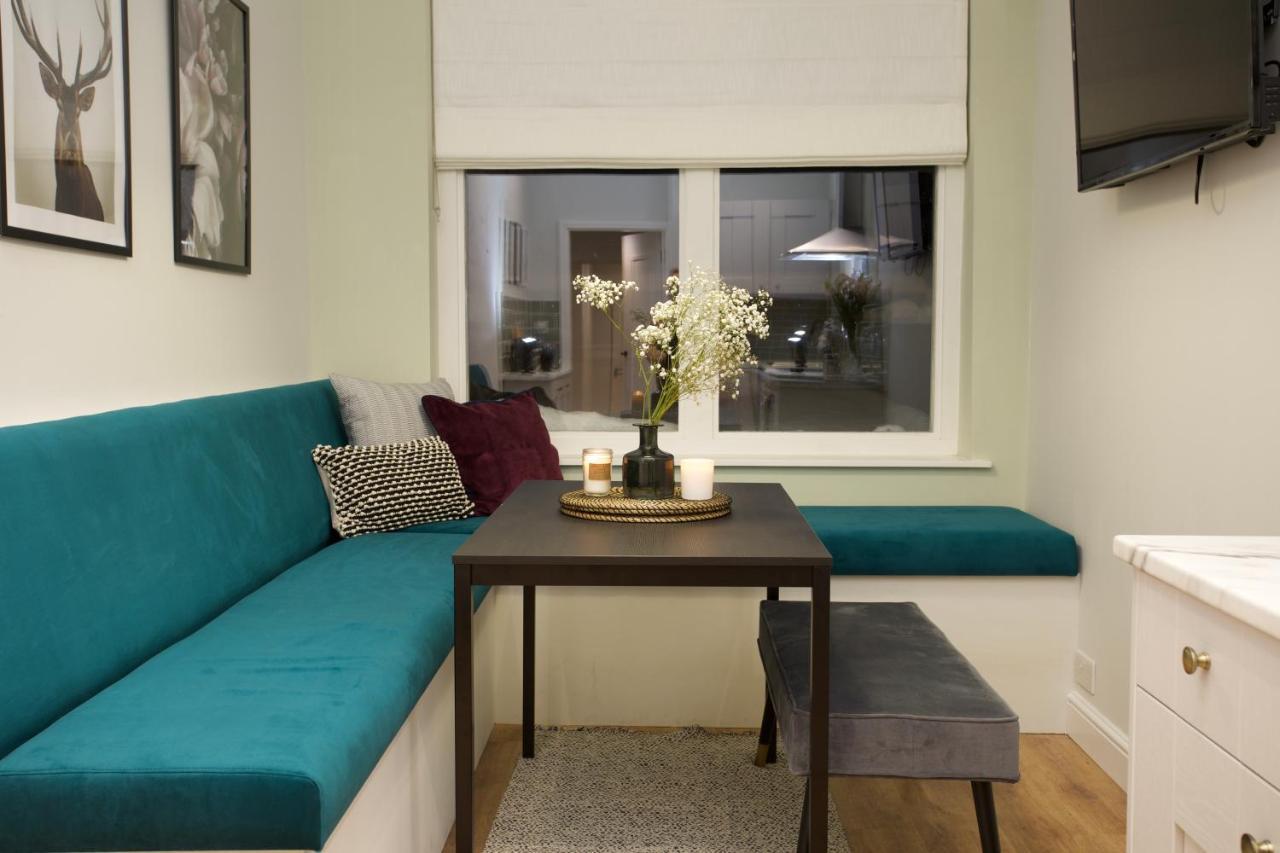 Lincoln House Apartments Buxton  Bagian luar foto